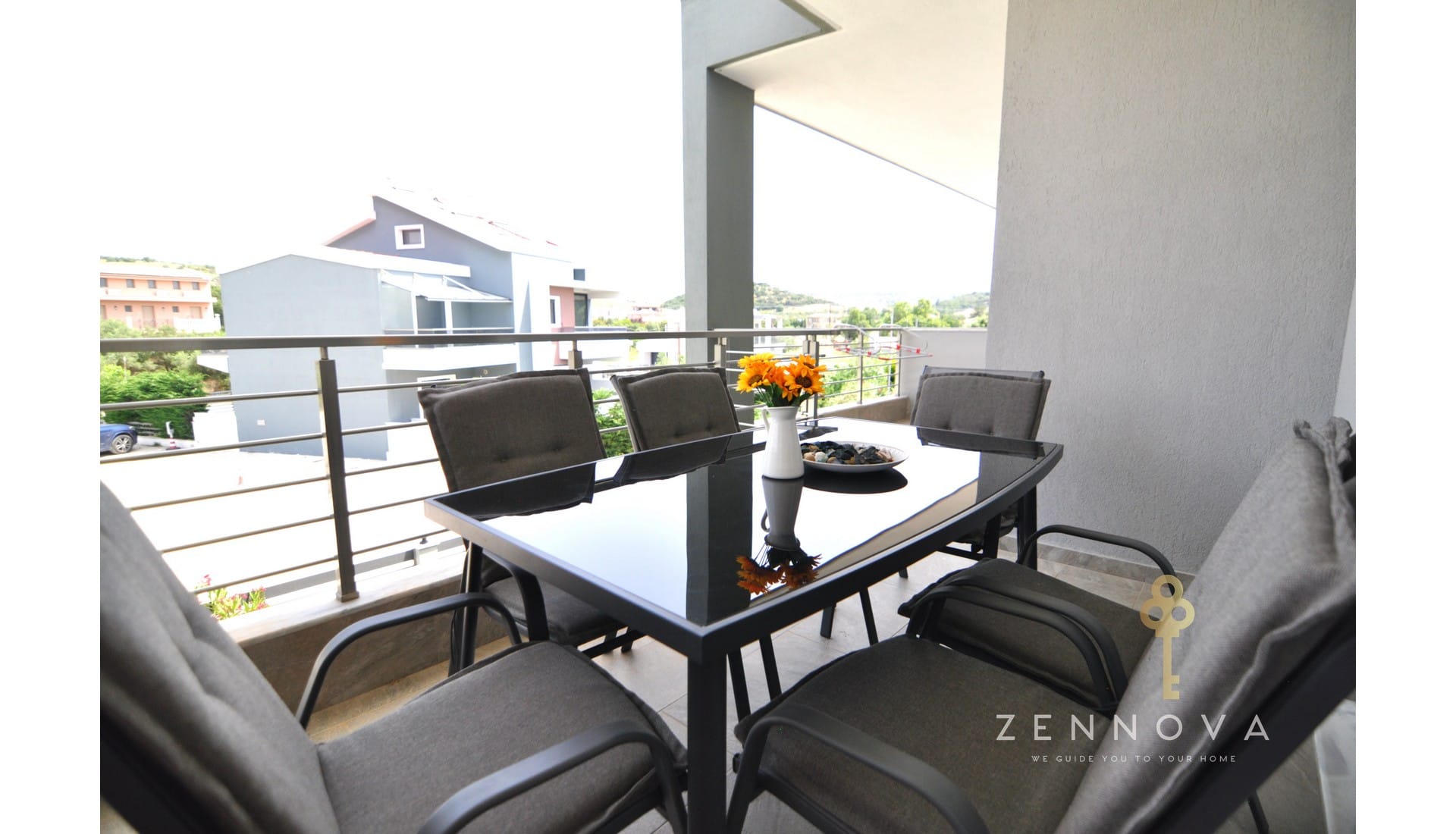 Zennova #60 Nikiti Family Apt