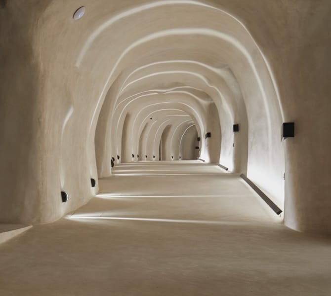 0901-hotel-photography-santorini-divine-cave