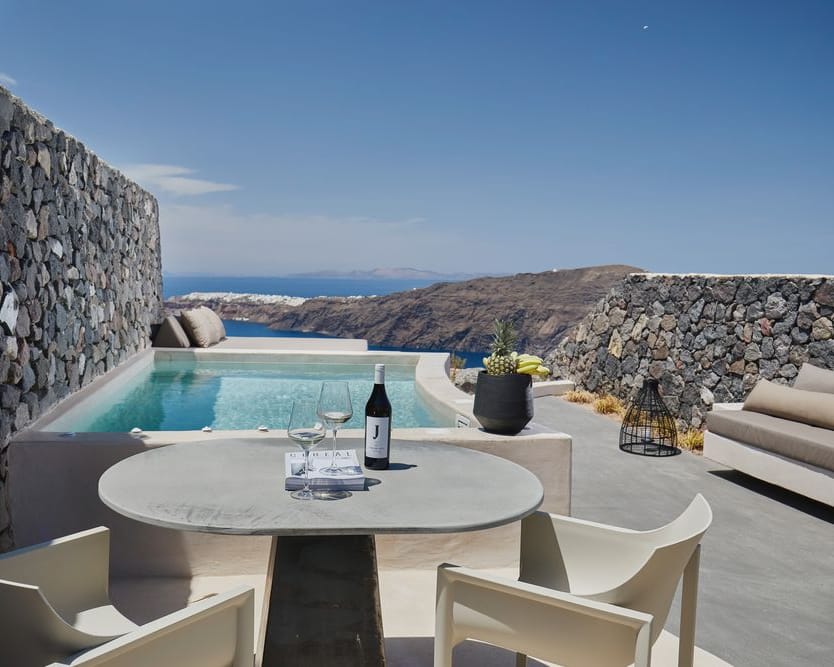 2393wine-hotel-photography-santorini-divine-cave