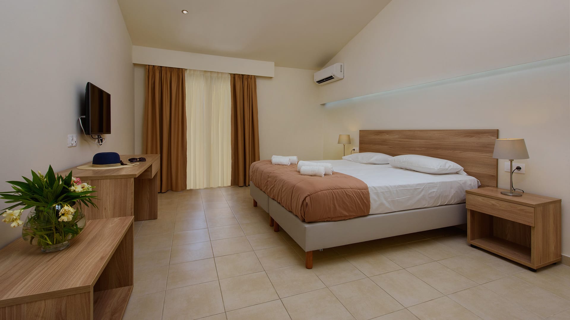 accommodation for couple in Corfu