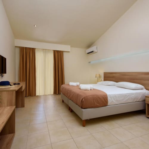 accommodation for couples in Paros