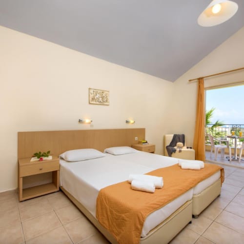 stay in studio in Corfu