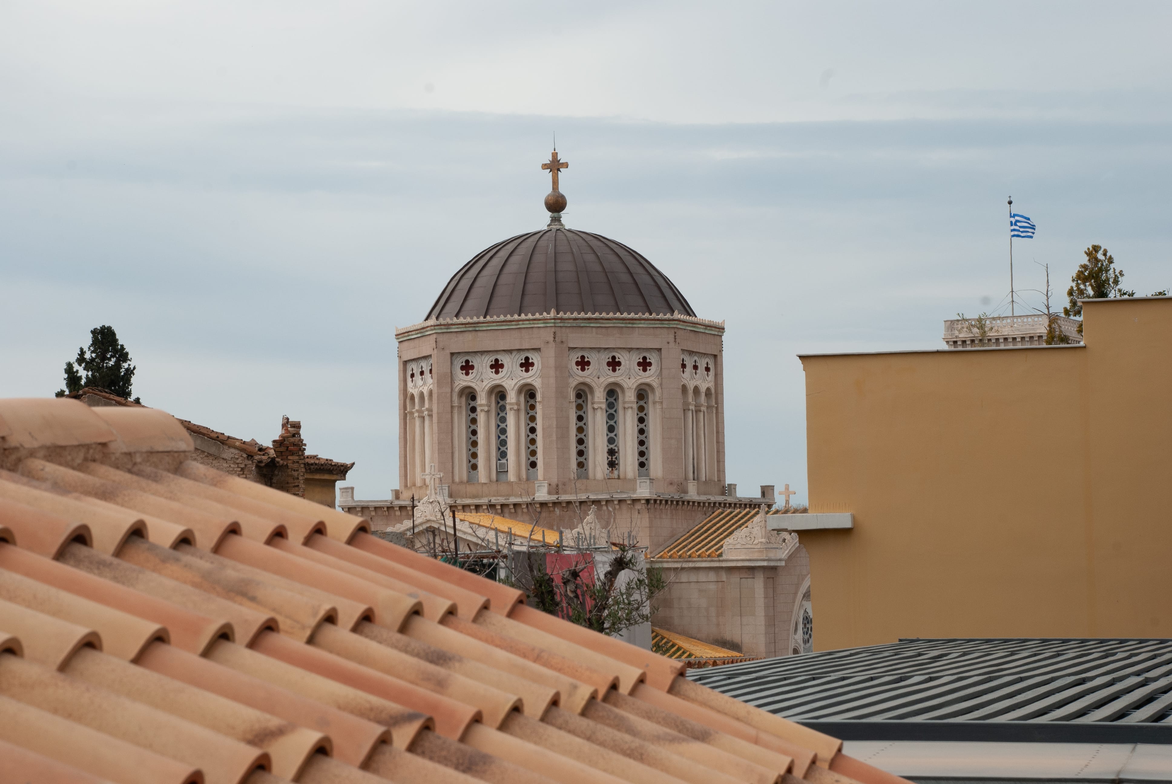 a building with a domed roof