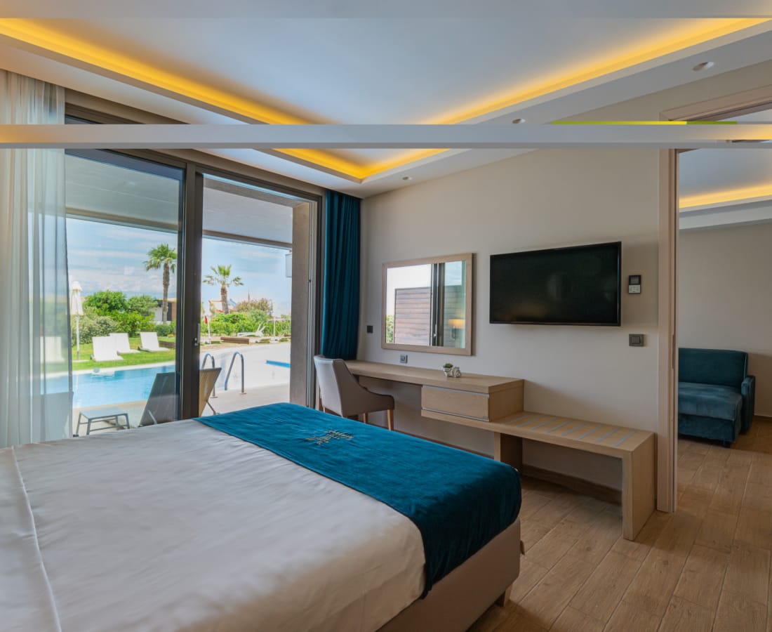 10-10-20_almyros_beach_hotel_room101_suite_swim_up-4