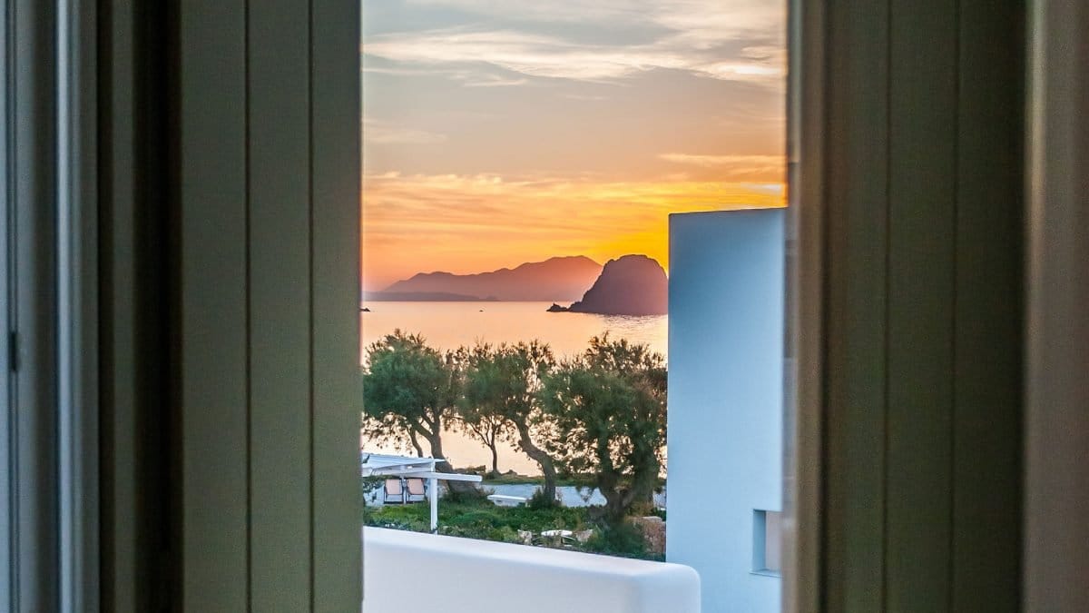 a view of the sunset through a window