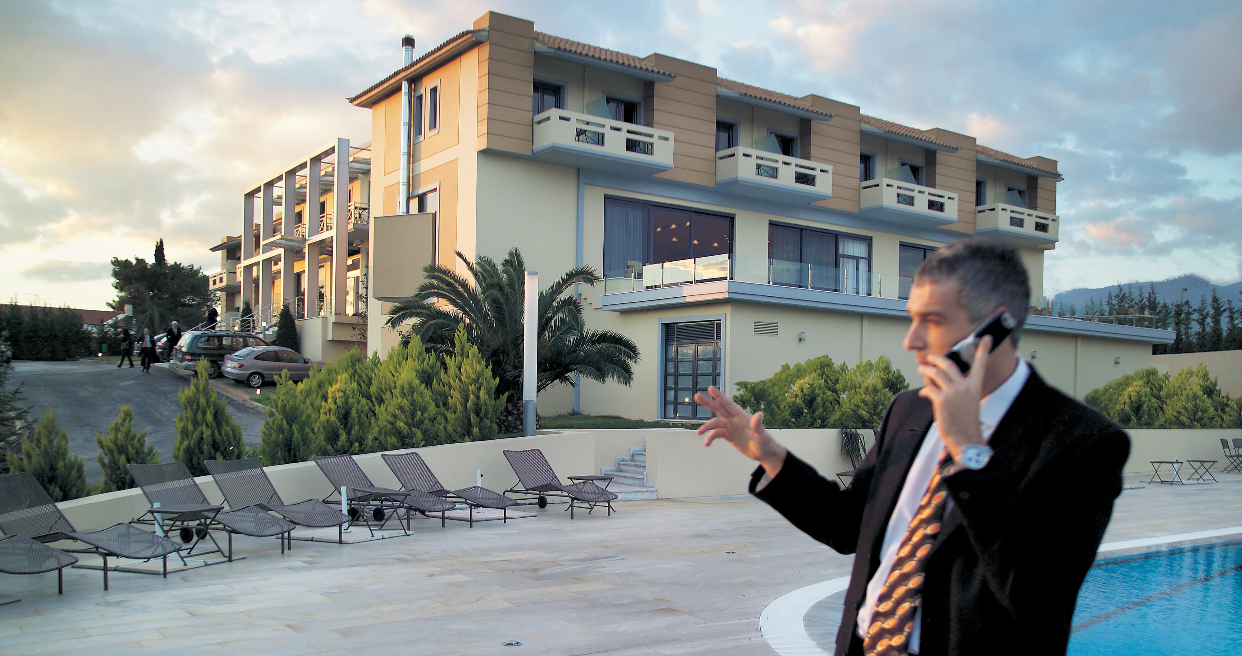 about.hotel-outdoor-2