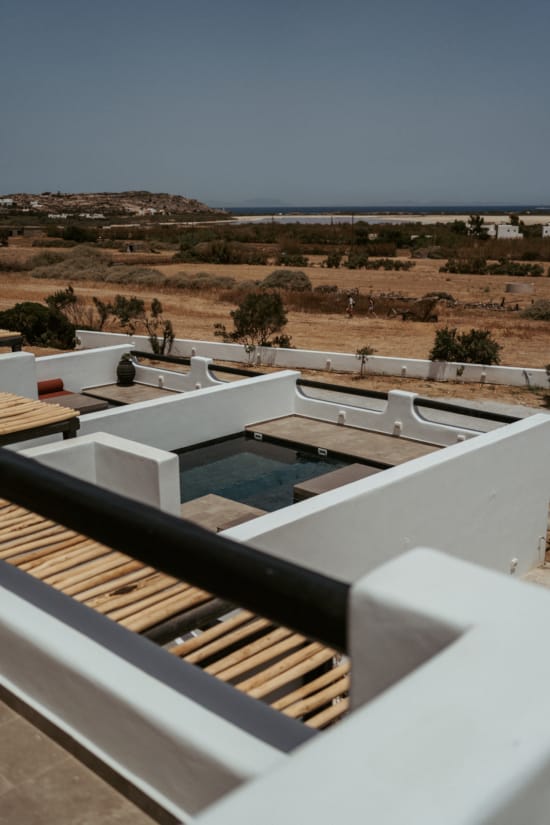 a roof top view of a building