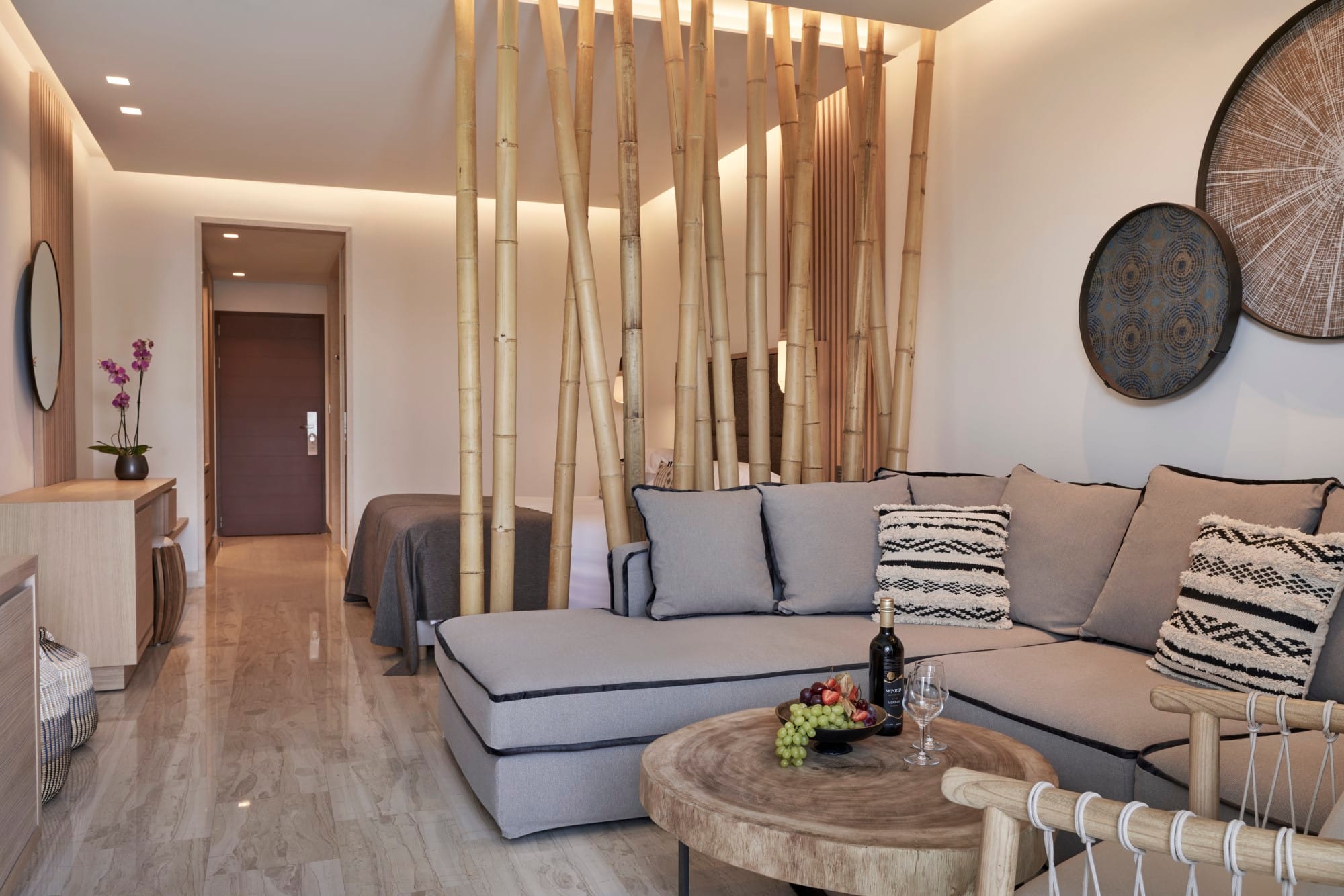 atlantica-imperial-resort-in-rhodes-all-inclusive-accomondation-junior-suite-swim-up-4
