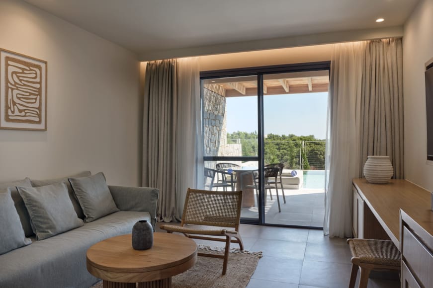 executive-suite-gv-pp-1-7