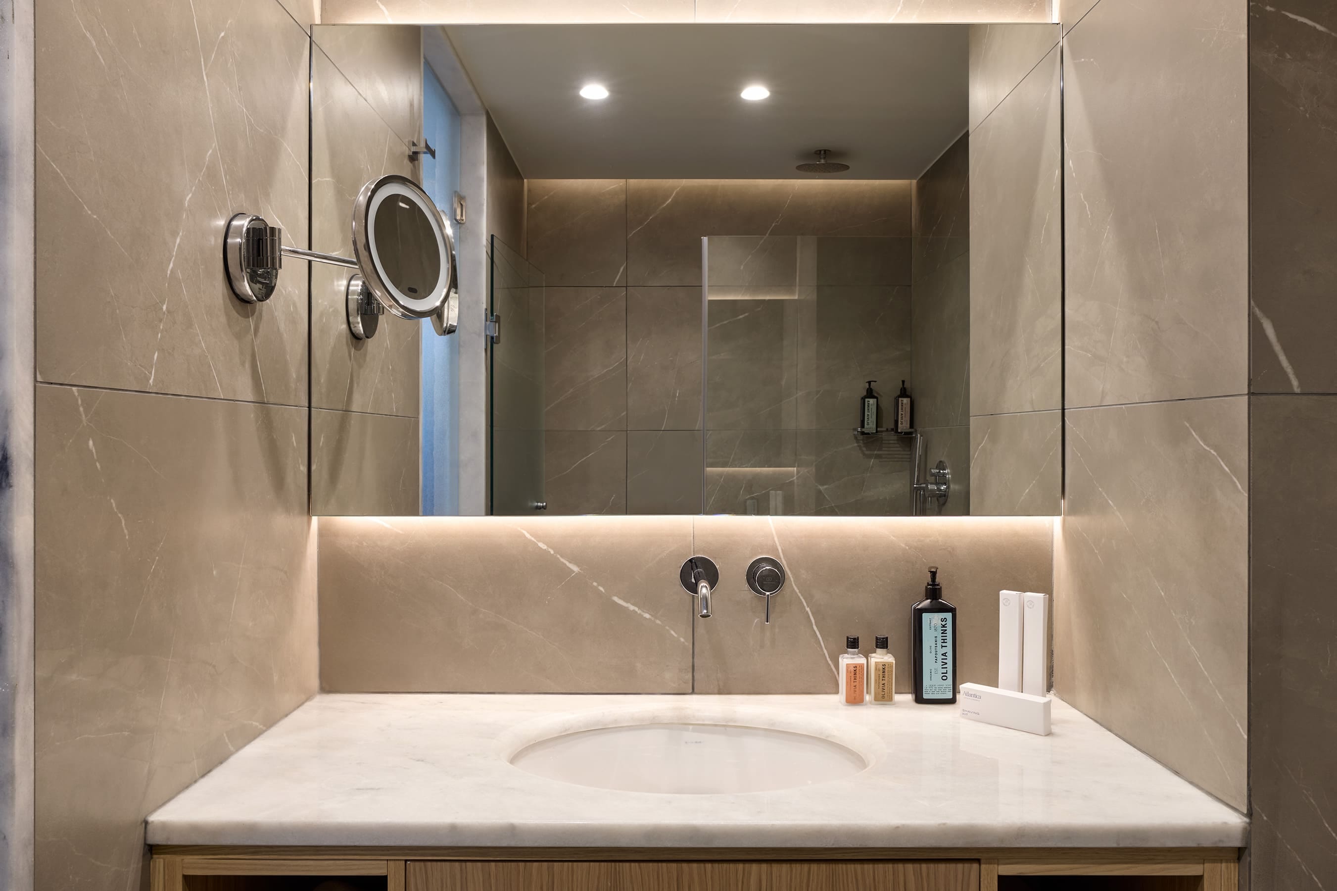 executive-suite-iv-residence-5