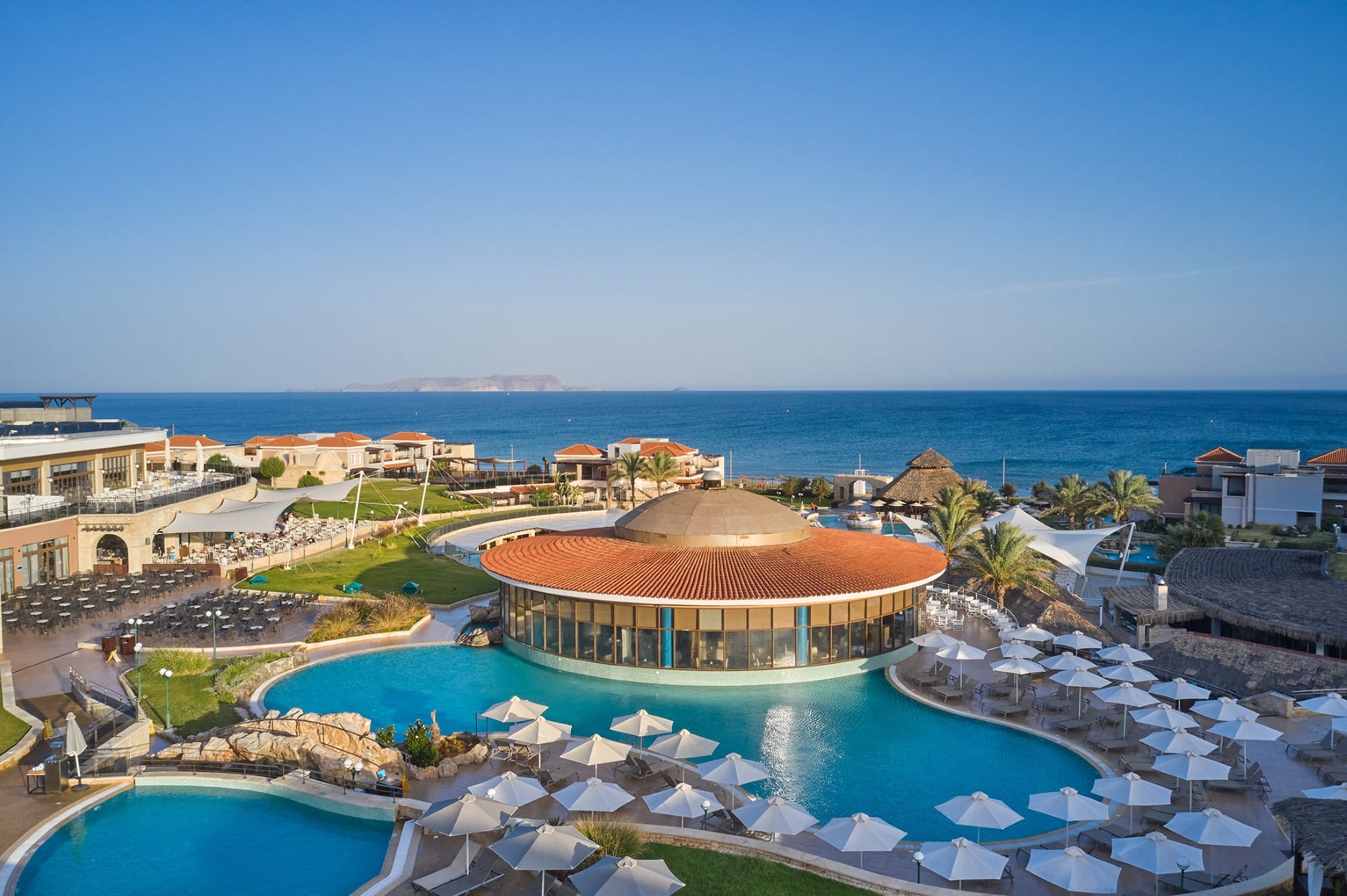 atlantica-caldera-palace-hotel-in-crete-all-inclusive-restaurant-thai-2