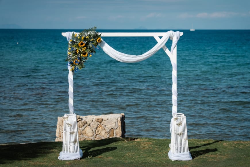 a cross with flowers on it