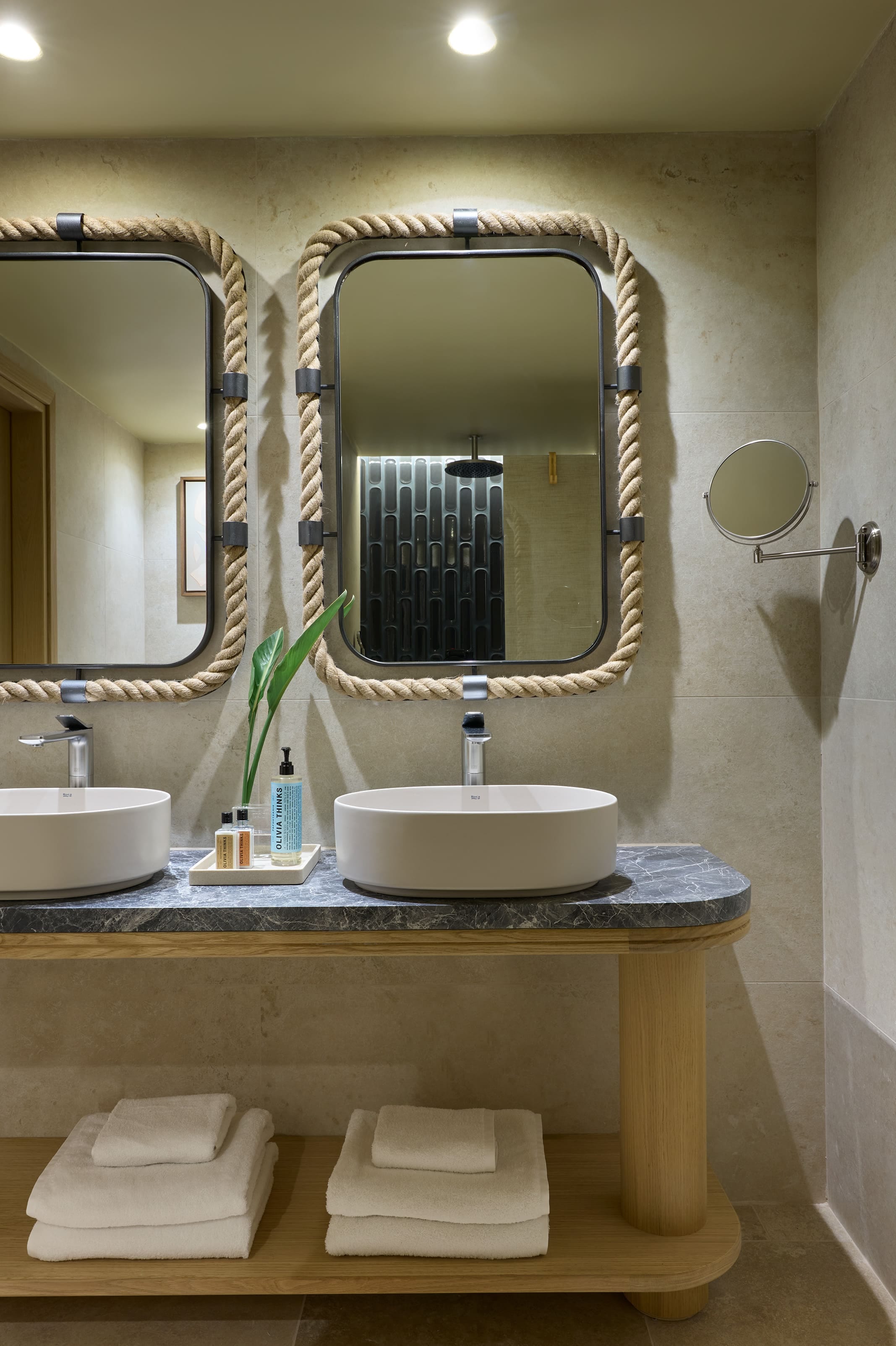 _kalliston_2025_0790