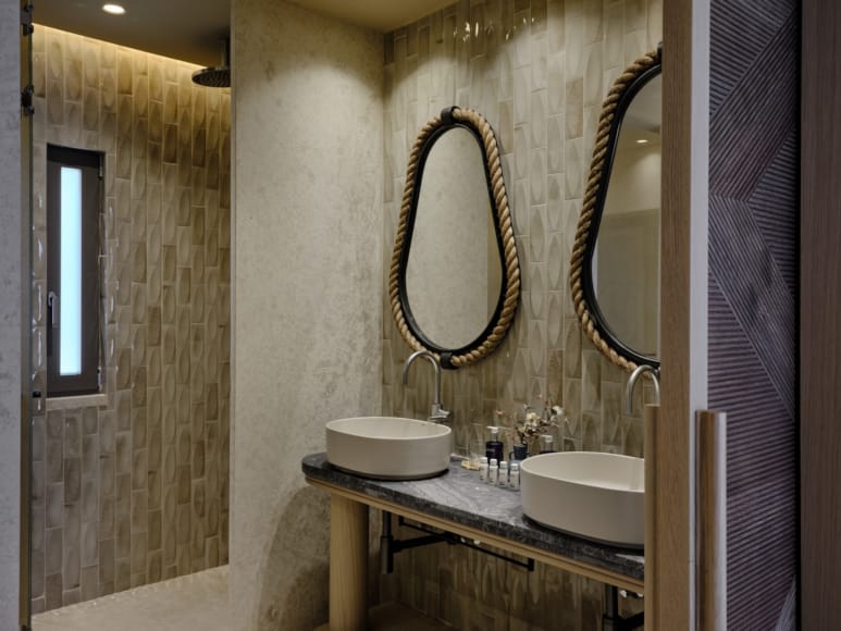 a bathroom with two sinks