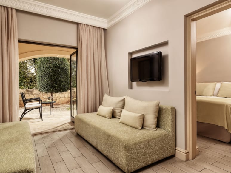 aphrodite-hills-hotel-paphos-cyprus-3-10