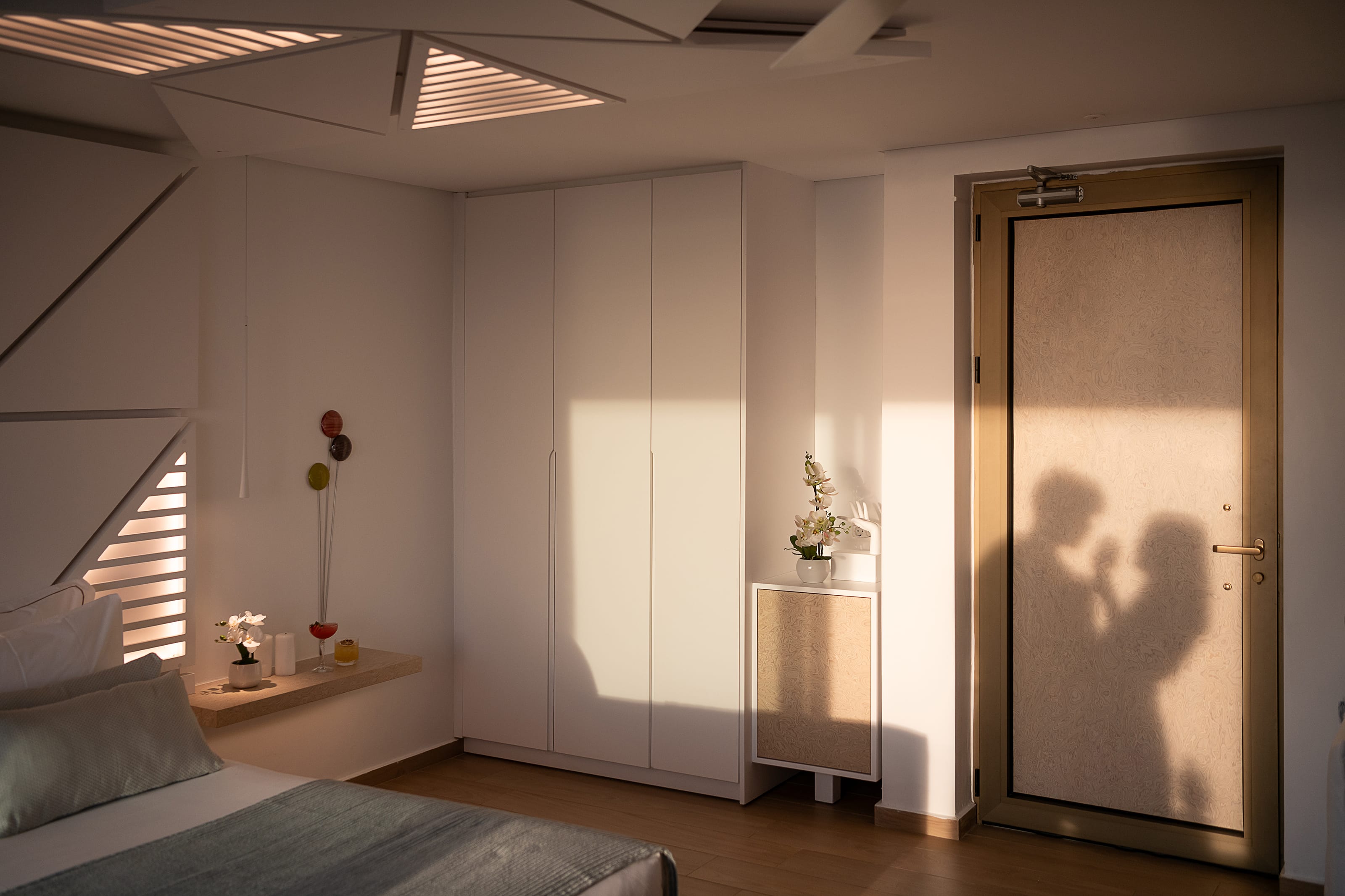 a room with a bed and a table