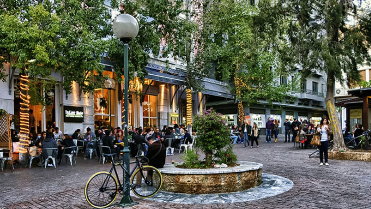 plateia-agias-eirinis-1280x720