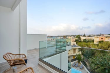 Deluxe Room with Sea View