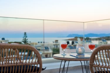 One-Bedroom Suite with Sea View