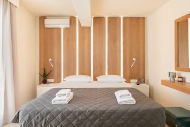 Deluxe Apartment with Outdoor Hot Tub