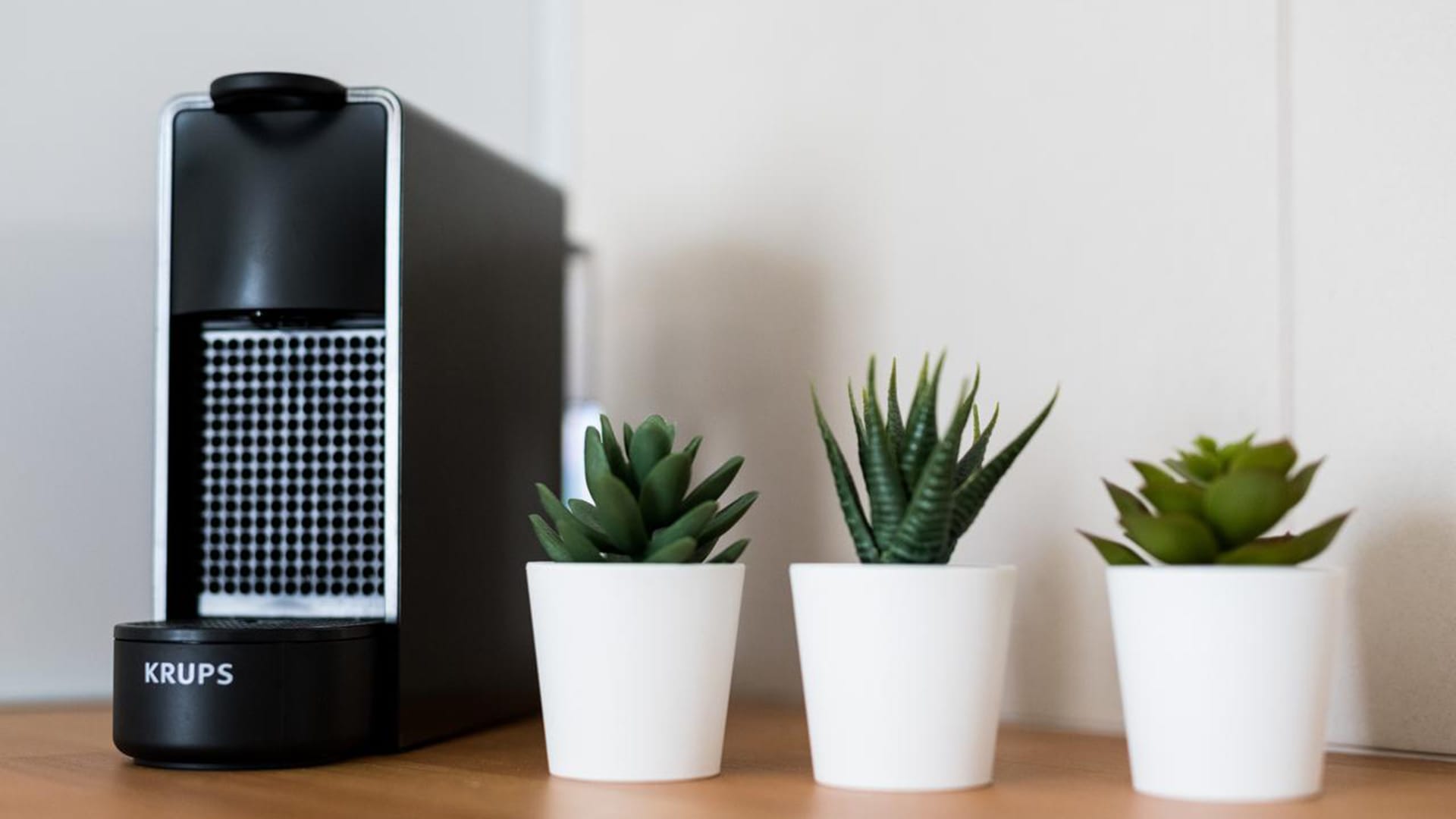 Anivia Apartments I Airstay EasyNear Airport