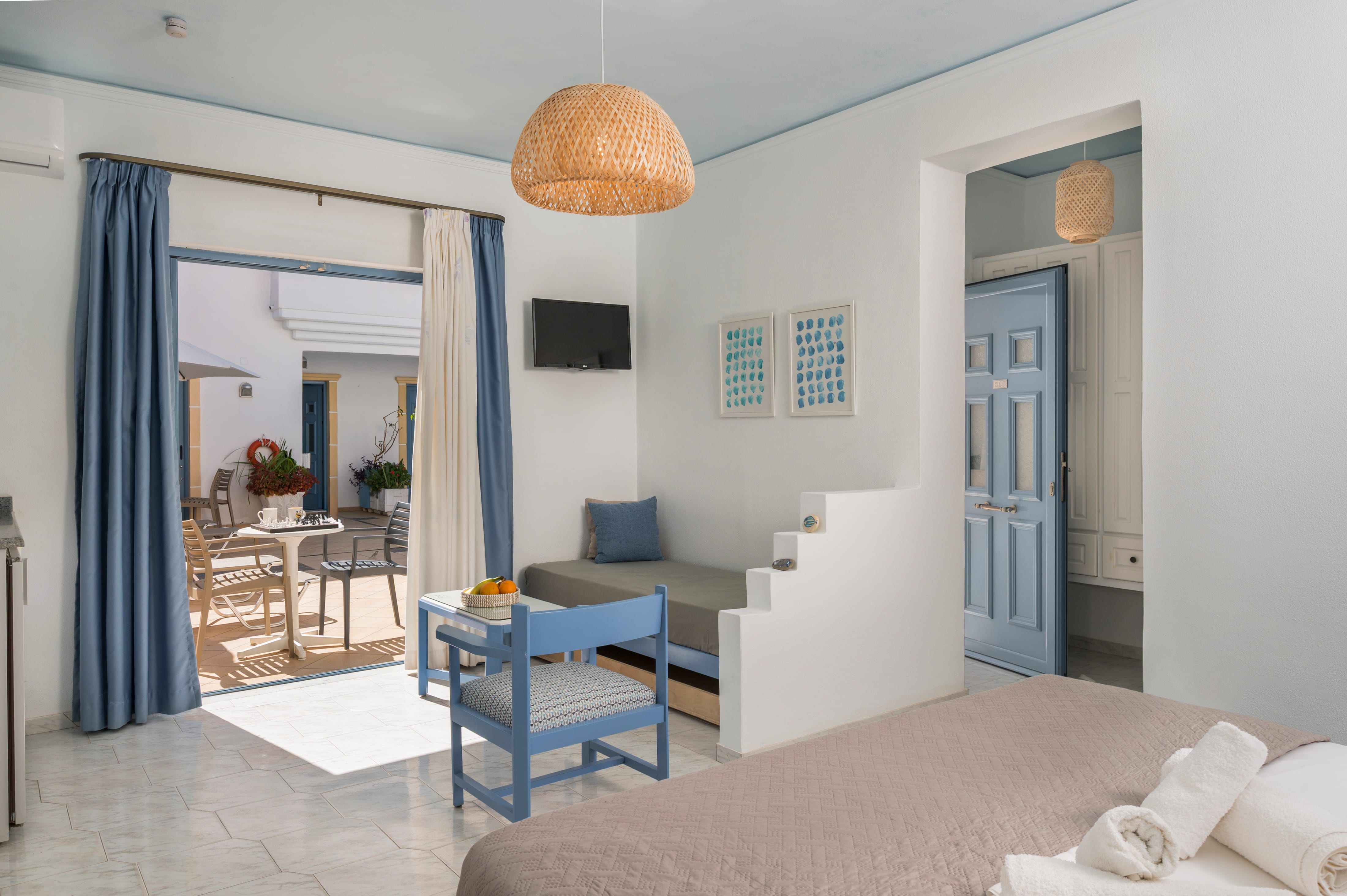 a room with a bed and a table