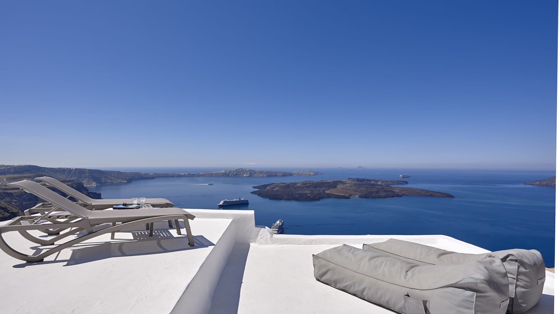 Luxury Villa in Imerovigli, Santorini I Gaia Villa