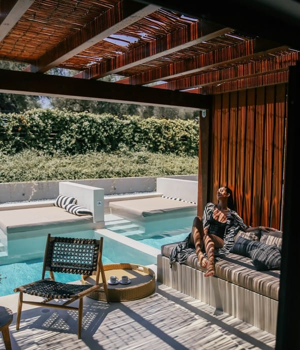 swim-up-terrace-1