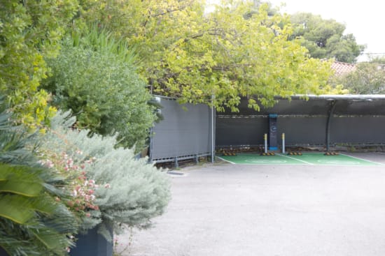 Parking Area, Aachen Hotel Kifisia 