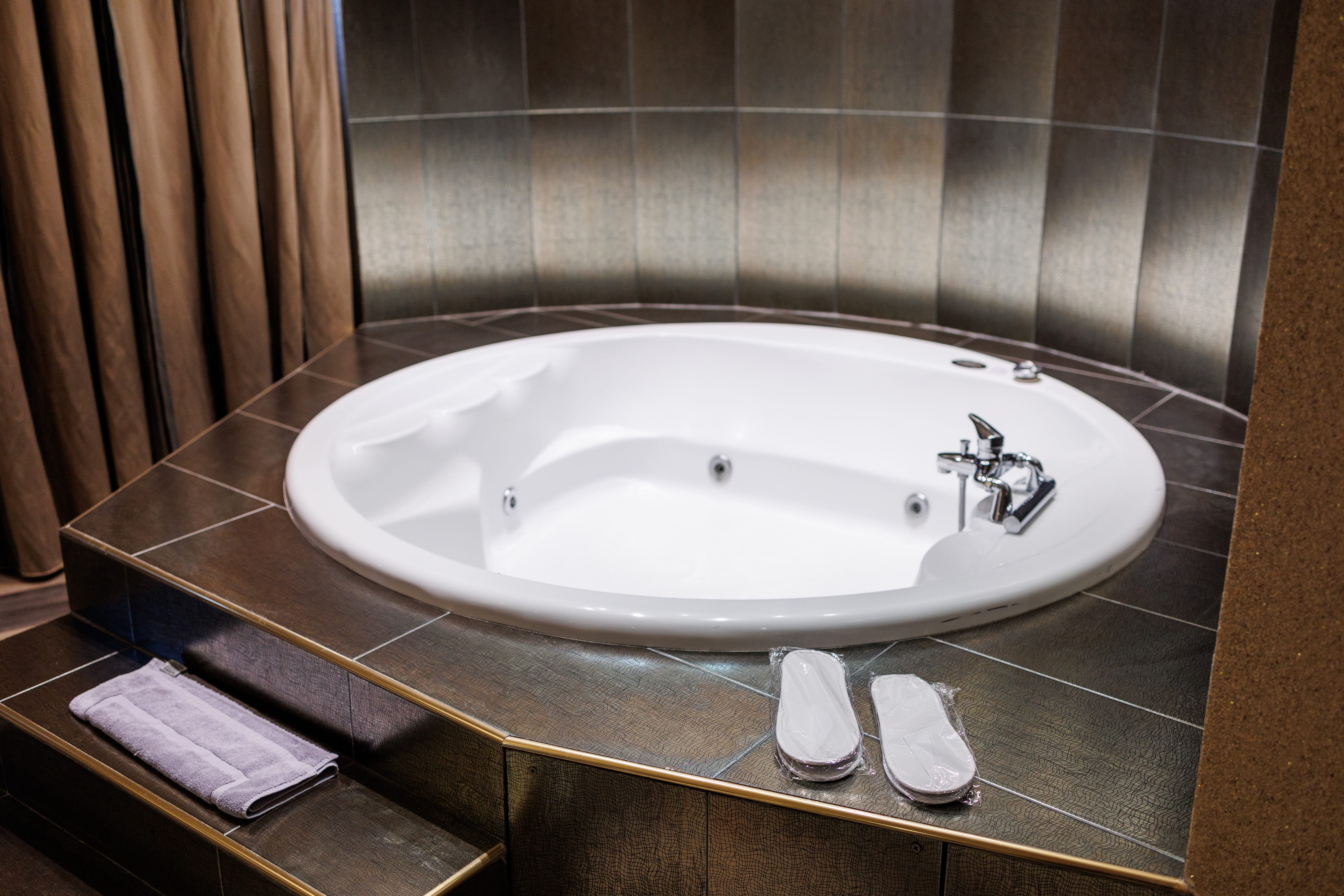 Presidential Suite with Jacuzzi, Aachen Hotel Kifisia