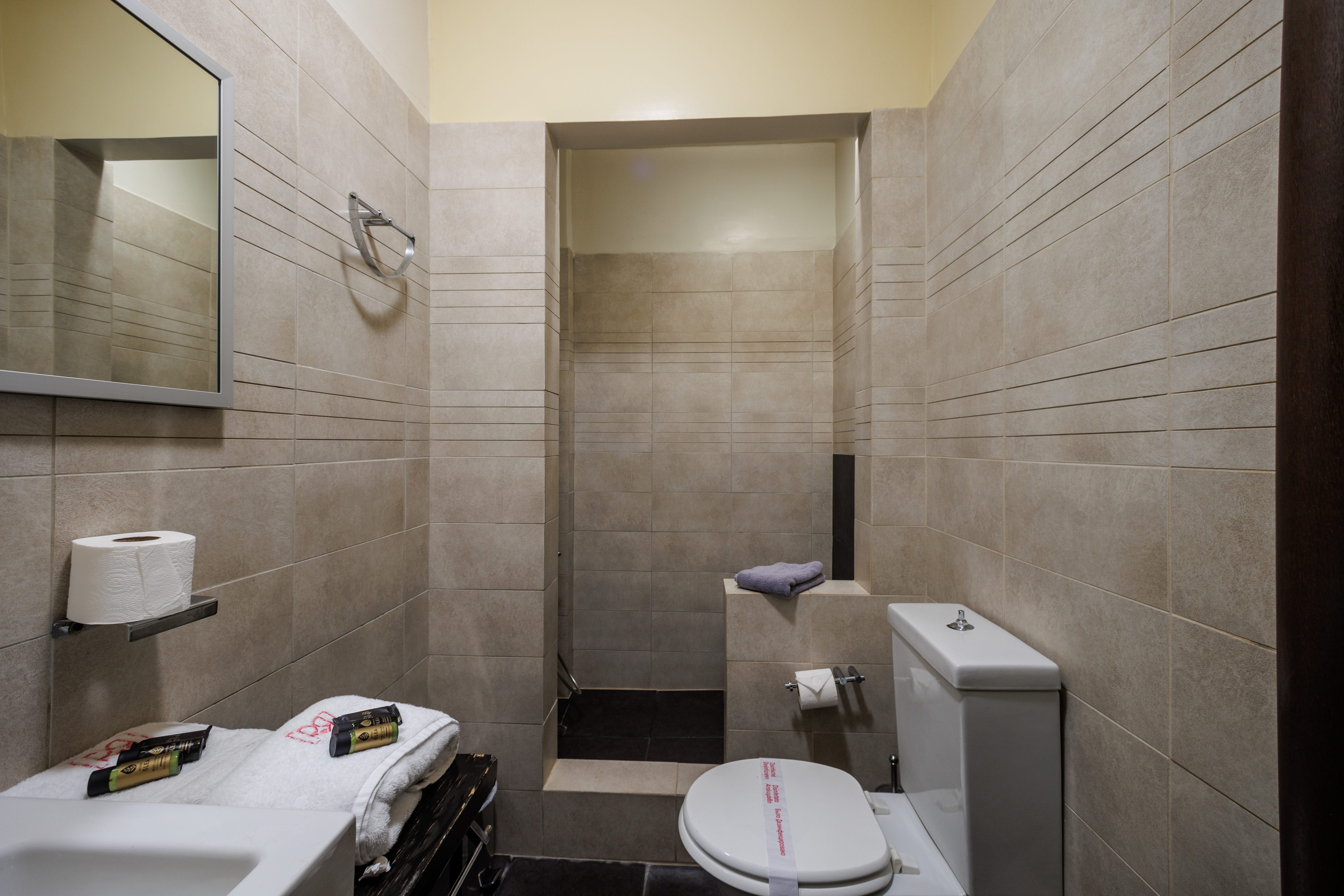 Bathroom, Aachen Suite, Kifisia 