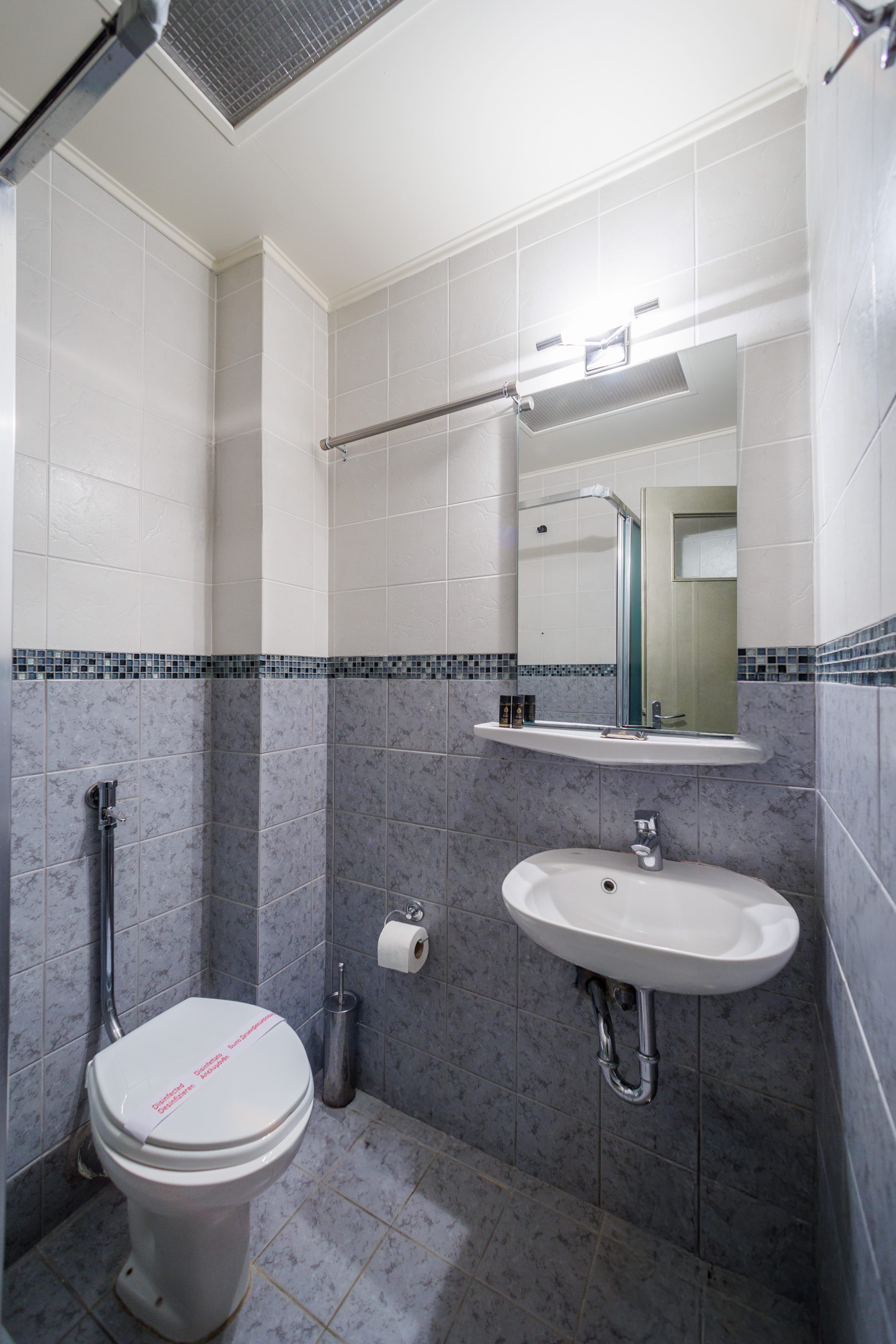 Bathroom, Standard Double Room, Aachen Hotel, Kifisia 