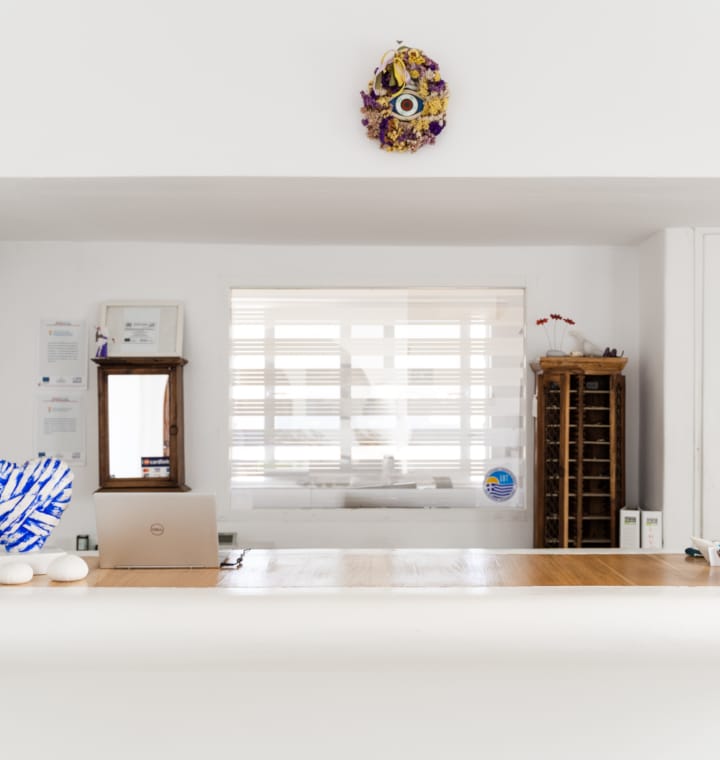 Mykonos hotel with concierge services