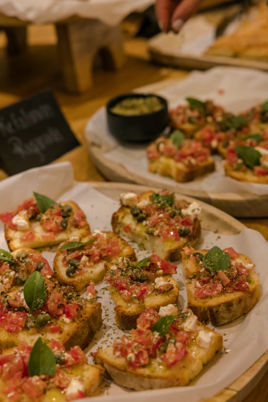a table full of pizza