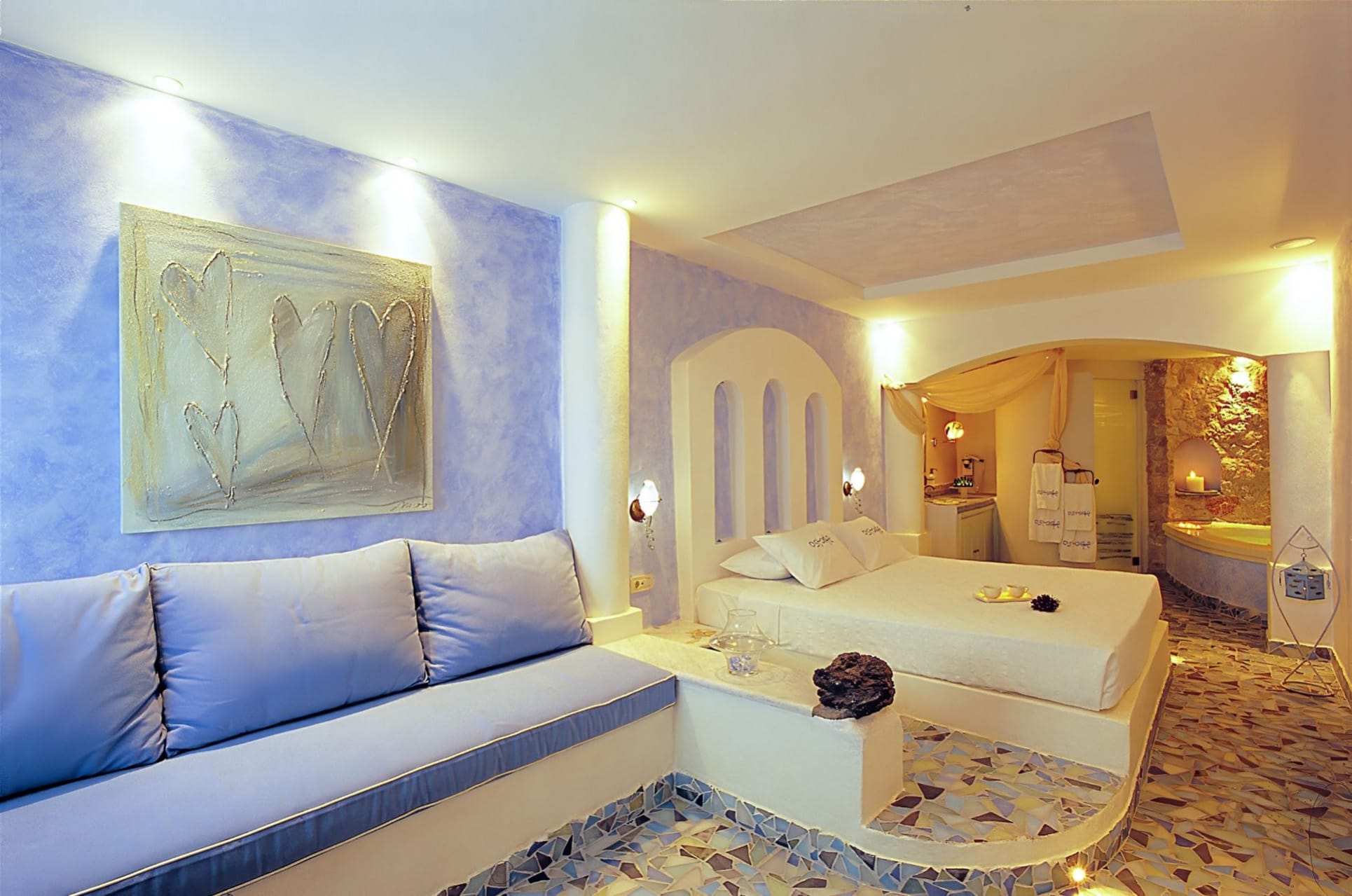 Luxury Suites 