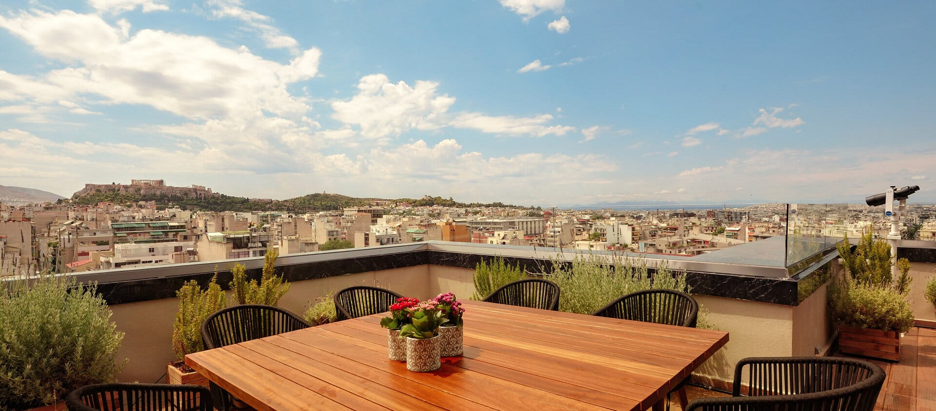 wga_above-roof-top-bar-restaurant-10