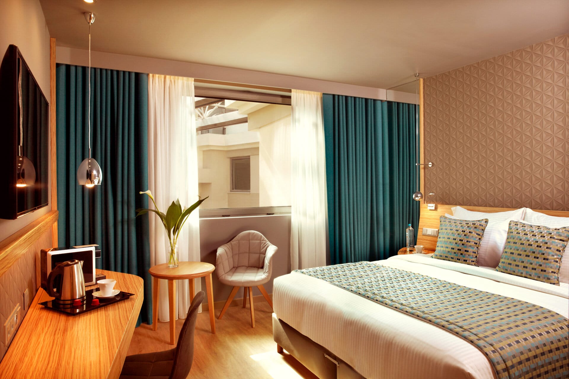 wga_standard-double-atrium-view-1