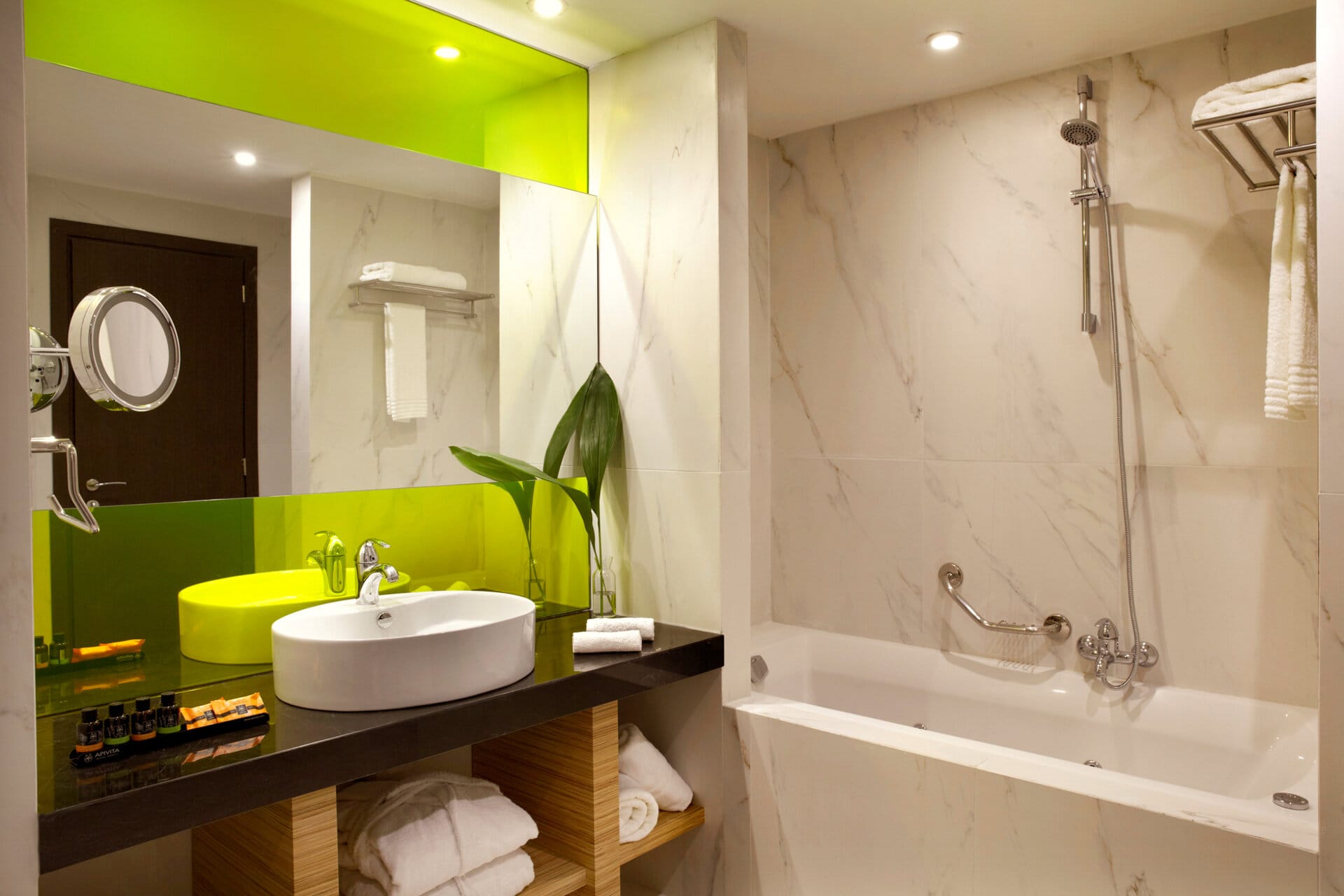 wga_executive-suite-city-view-8