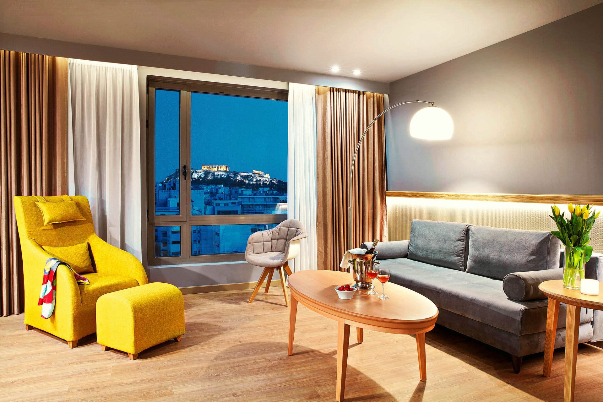 wga_junior-suite-acropolis-view-3