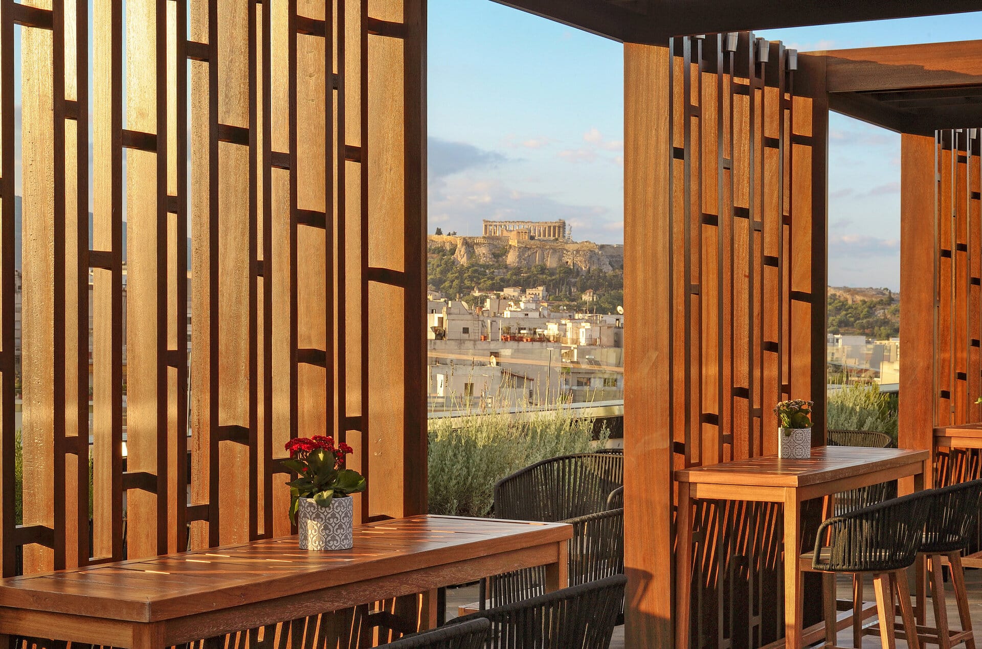 wga_above-roof-top-bar-restaurant-14