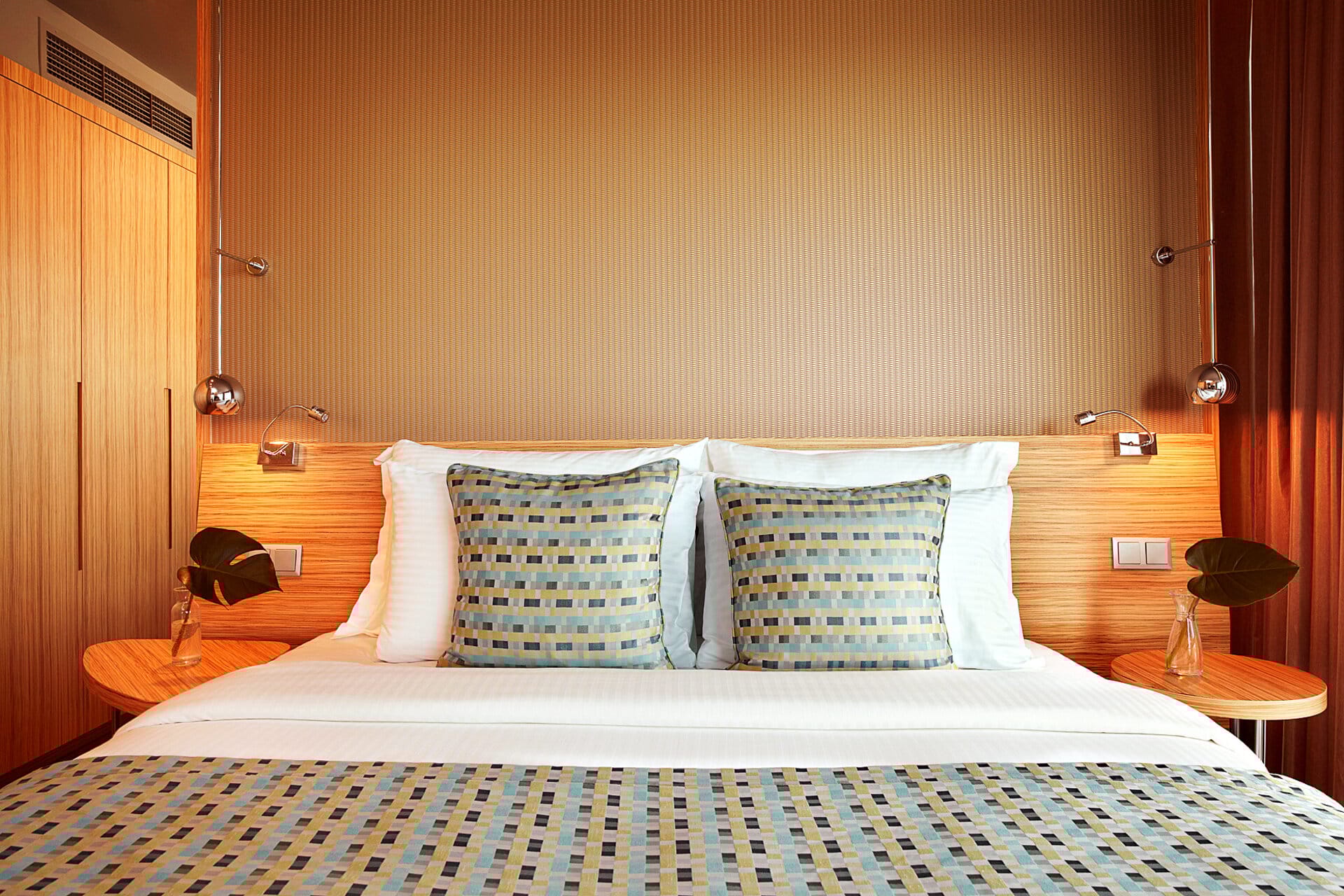 wga_junior-suite-city-view-4