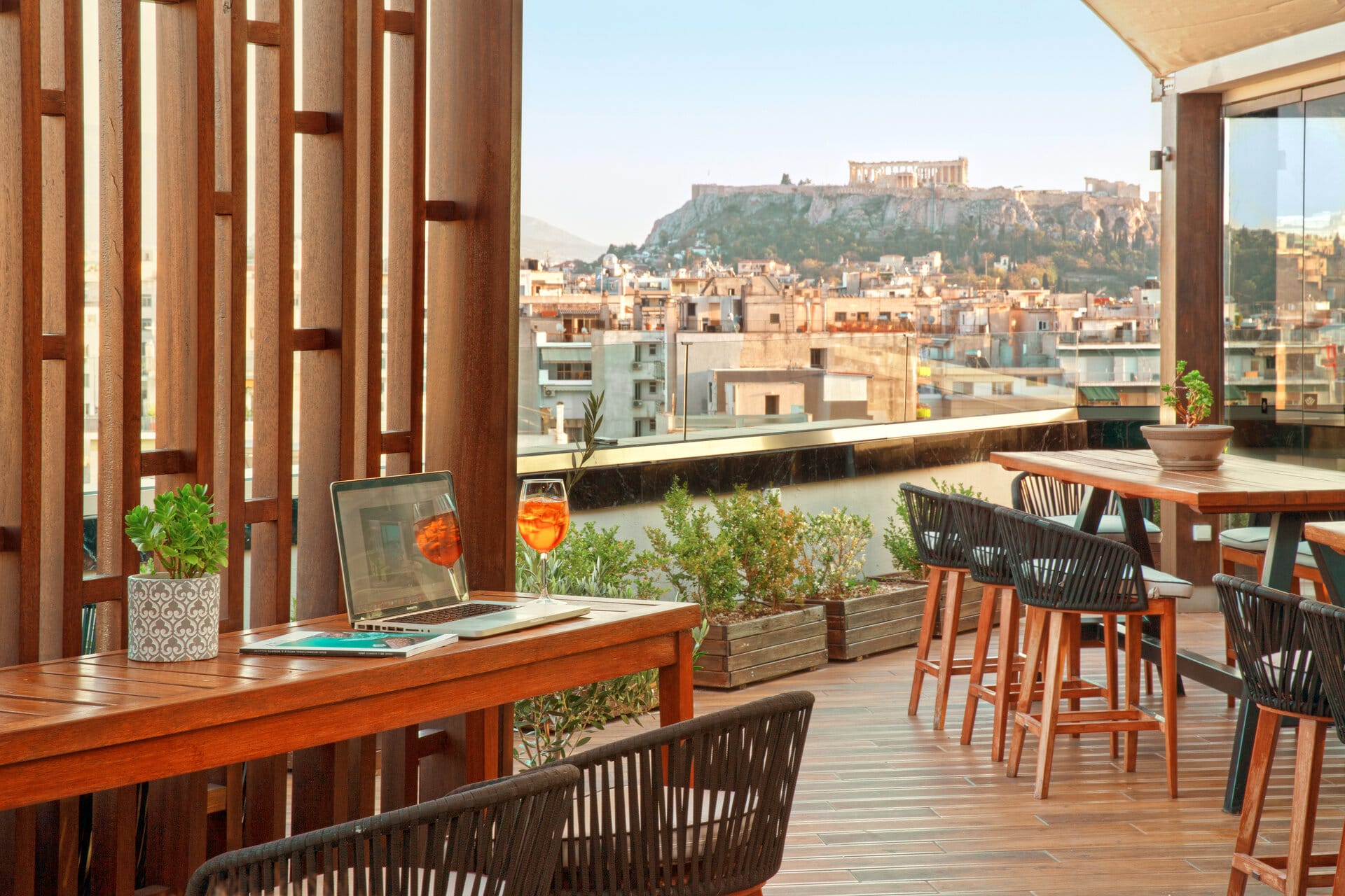 wga_above-roof-top-bar-restaurant-9