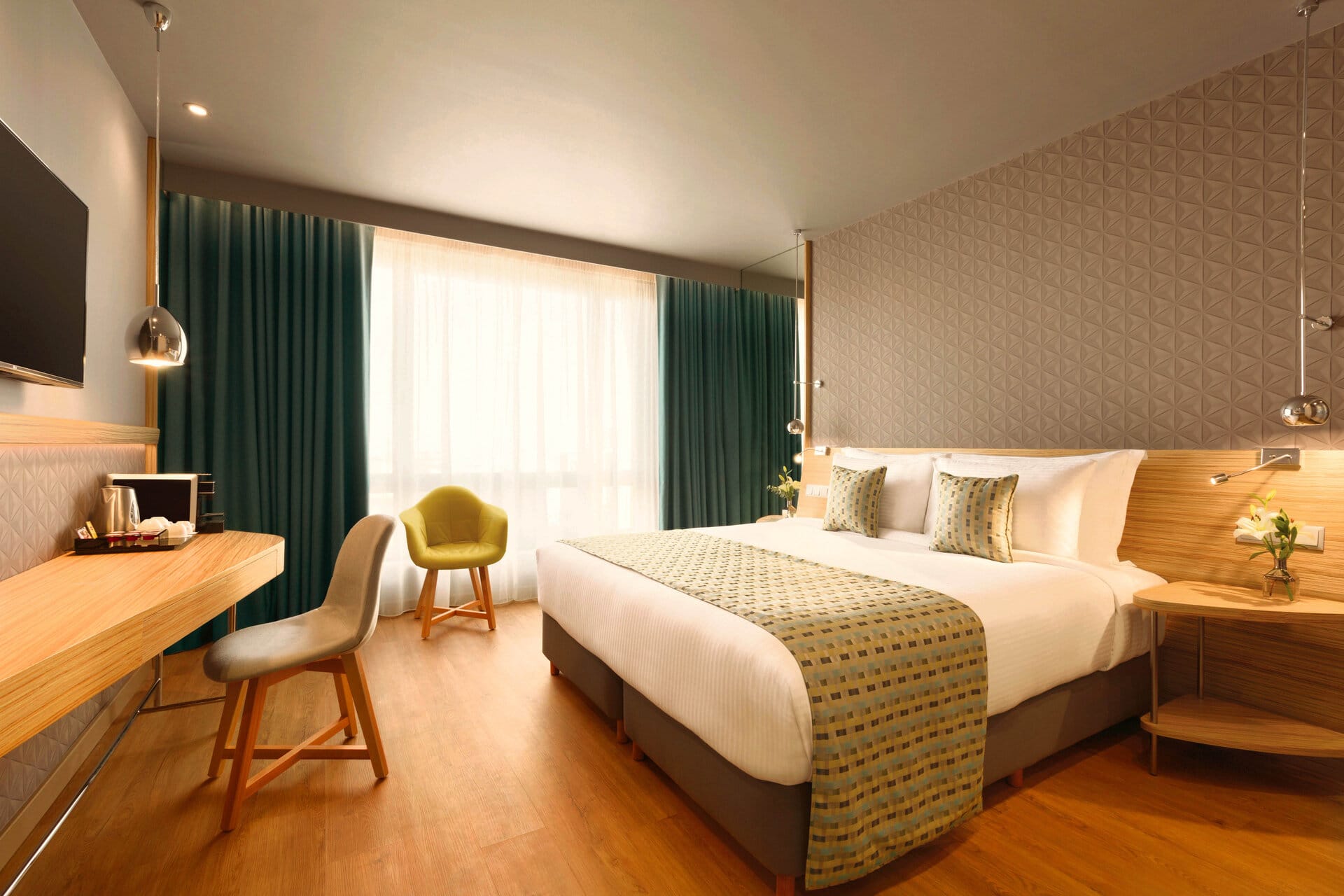 wga_-standard-double-city-view-2