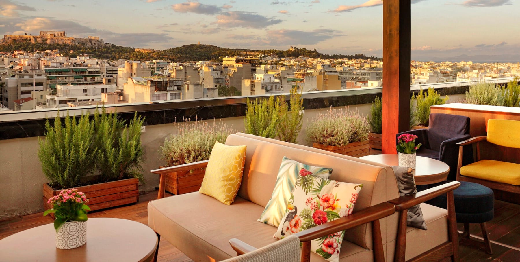 wga_above-roof-top-bar-restaurant-13