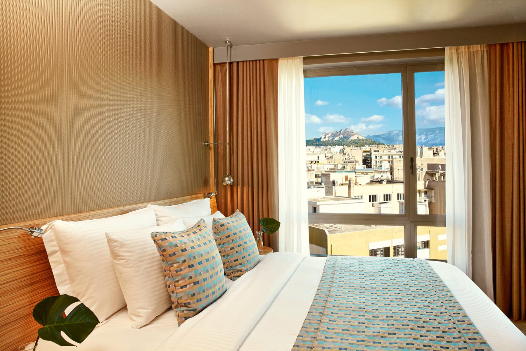 wga_executive-double-city-view-5