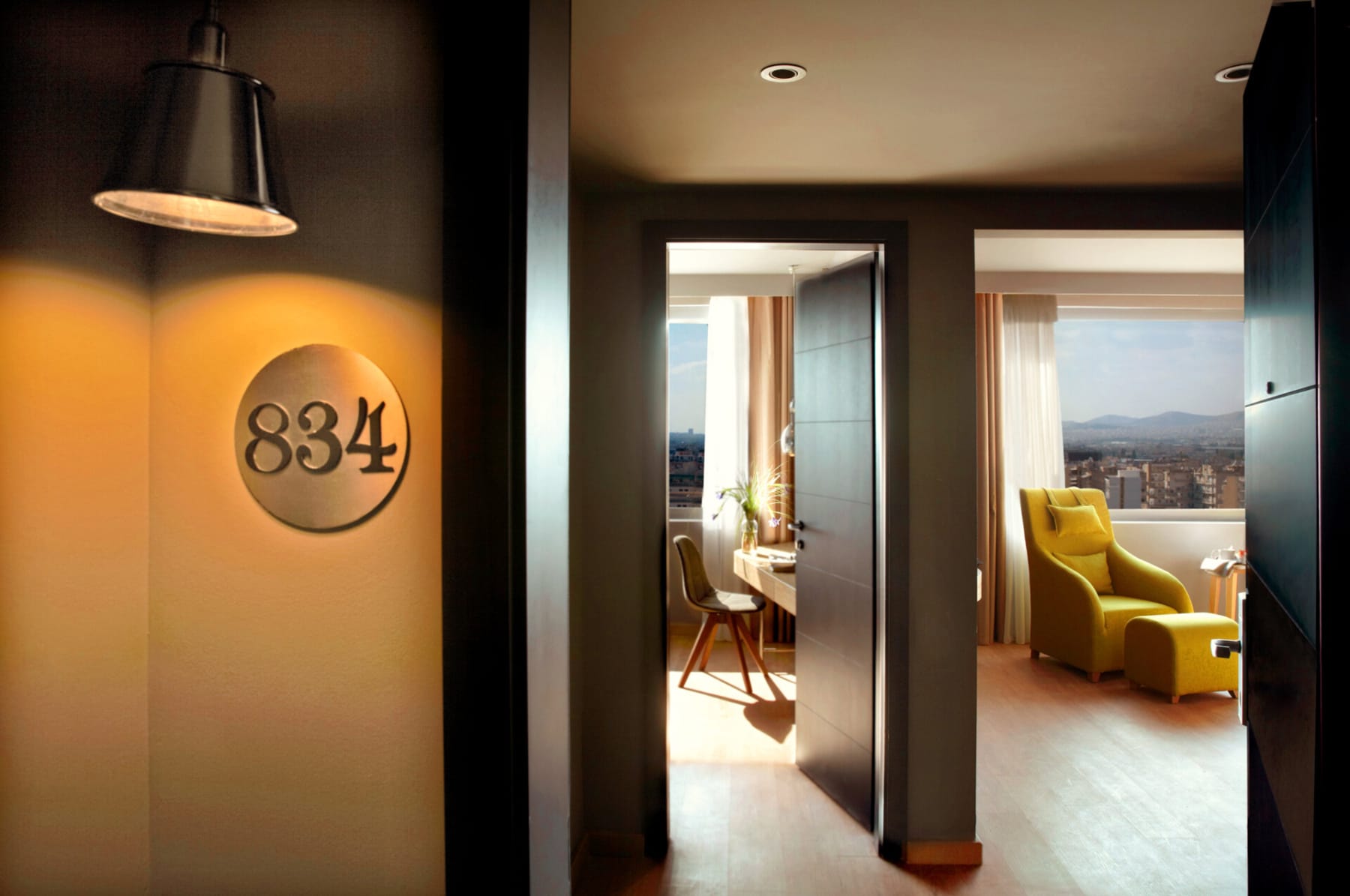 wga_executive-suite-city-view-11