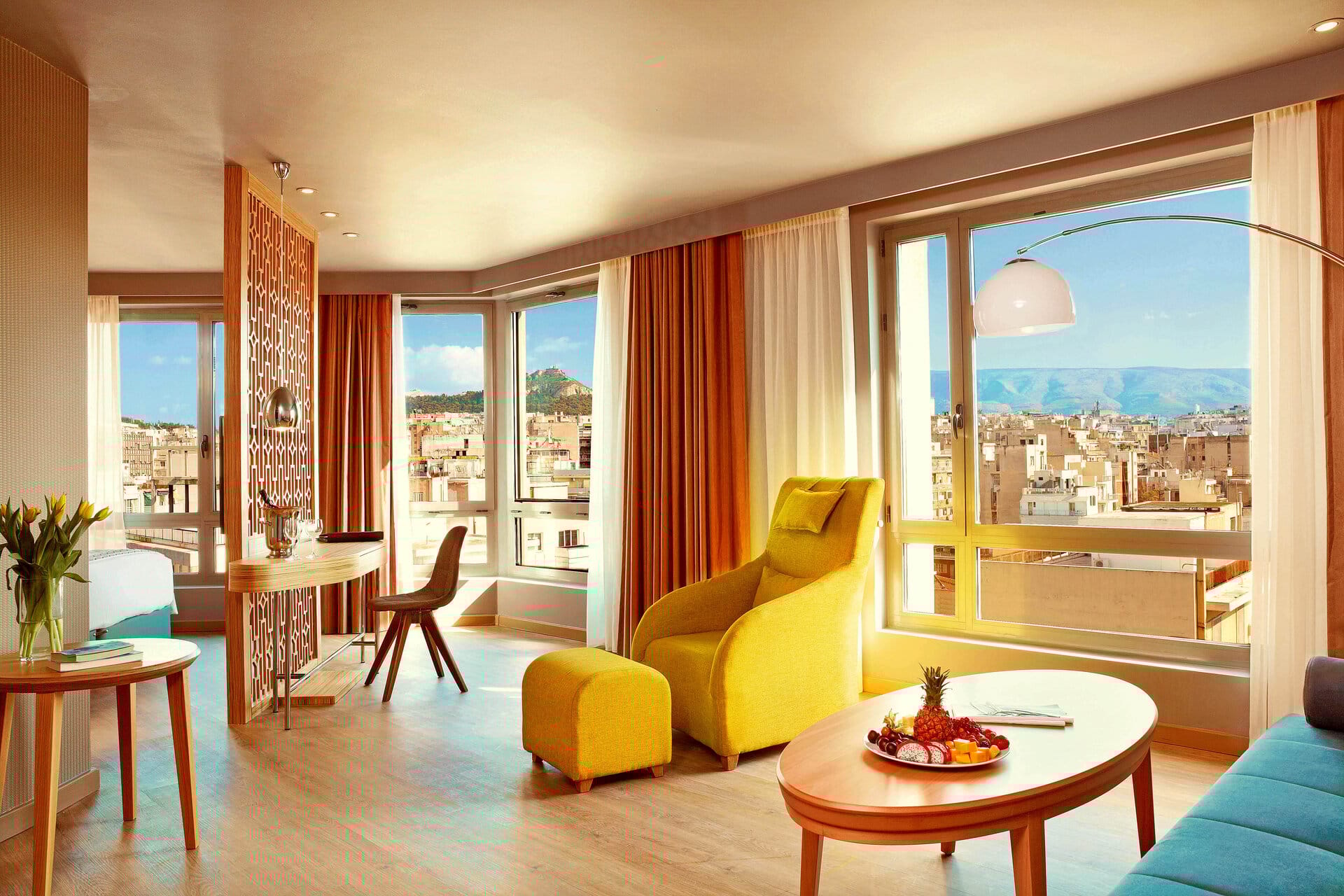 wga_junior-suite-city-view-3