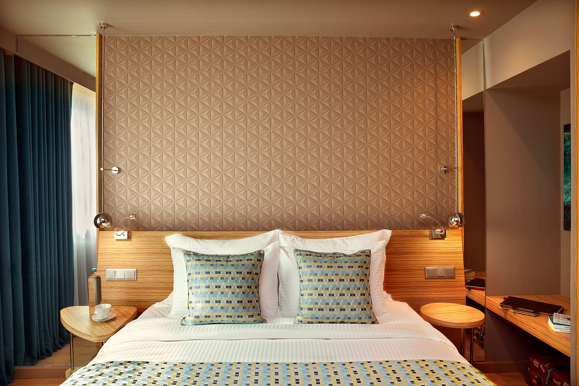 wga_standard-double-atrium-view-6