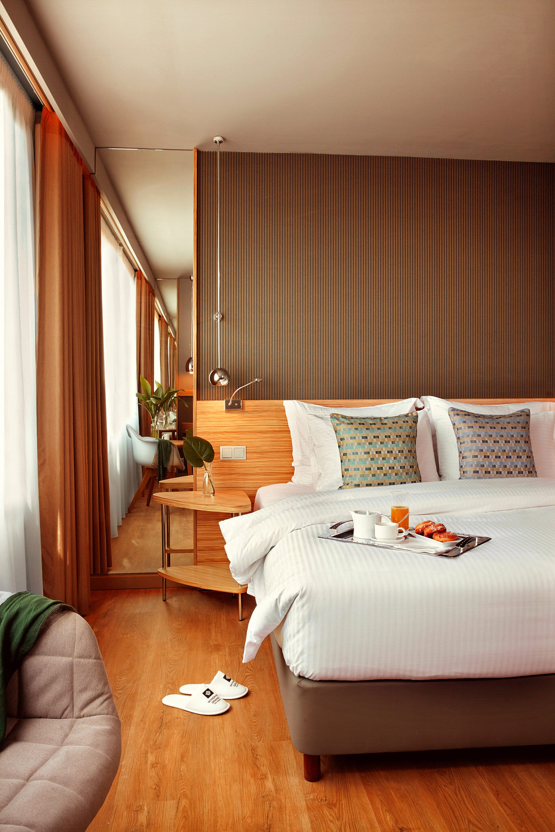 wga_standard-twin-atrium-view-4