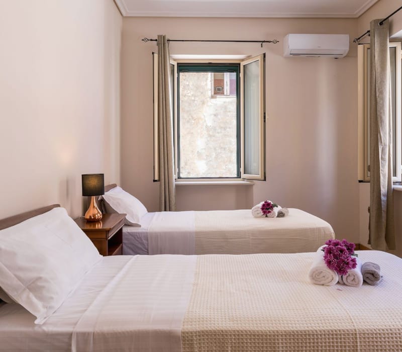 Moraitis Mansion-Two Bedroom Apartment